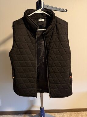 Large Quilted Black Puffer Vest